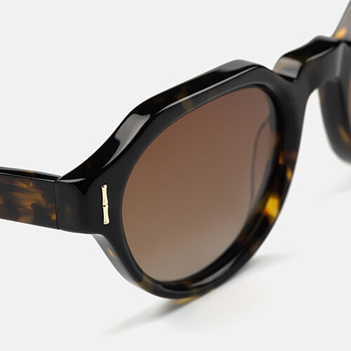 mó AVELLANEDA SERGIO SUN