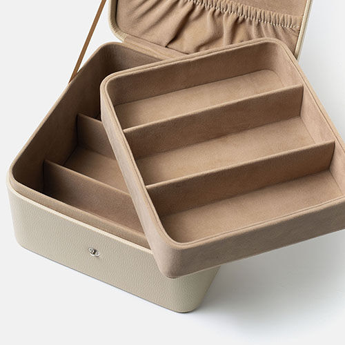 TRAVEL CASE BEIXE CLARO